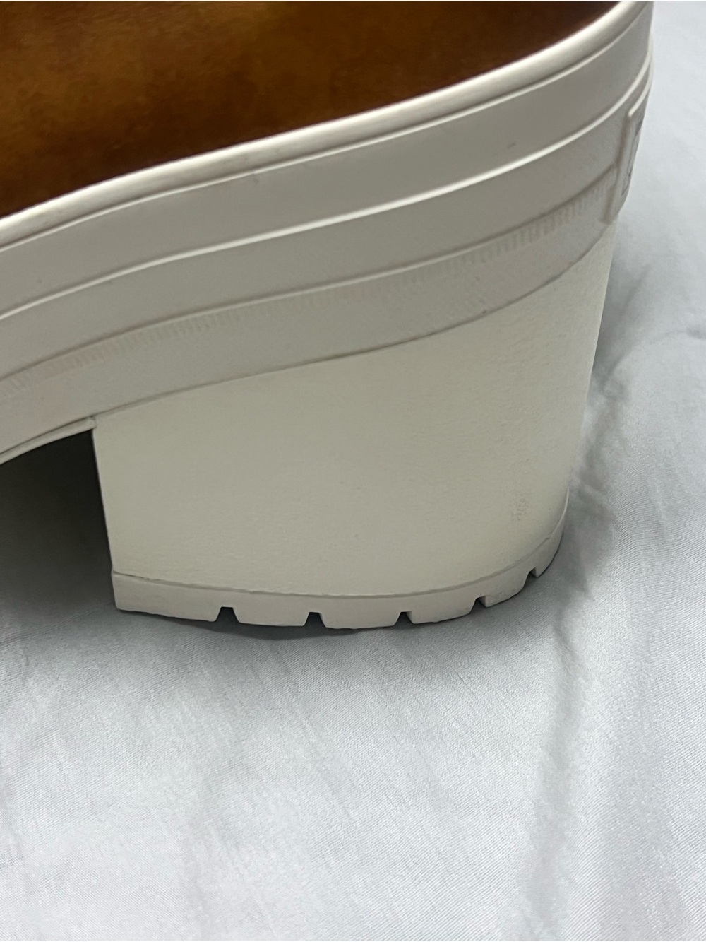 Converse

Chuck 70 De Luxe Heel - Picture 6 of 16